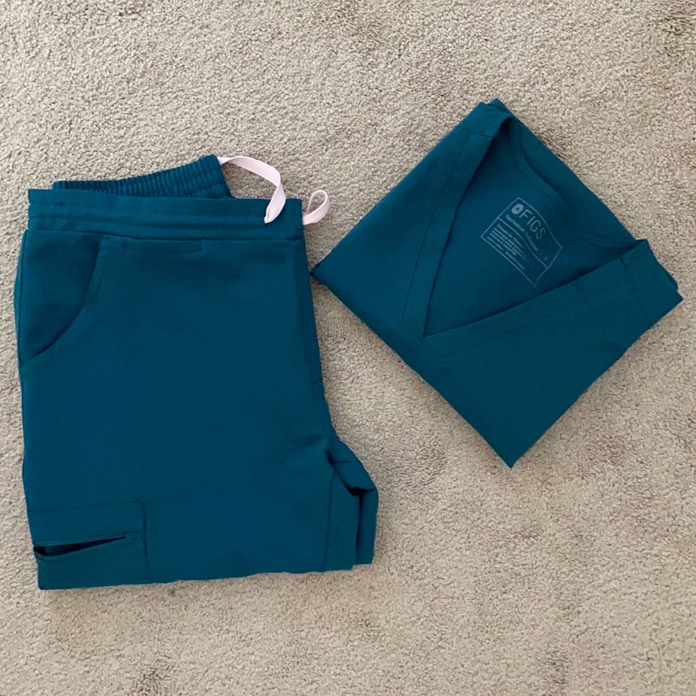 Figs Technical Collection Scrubs